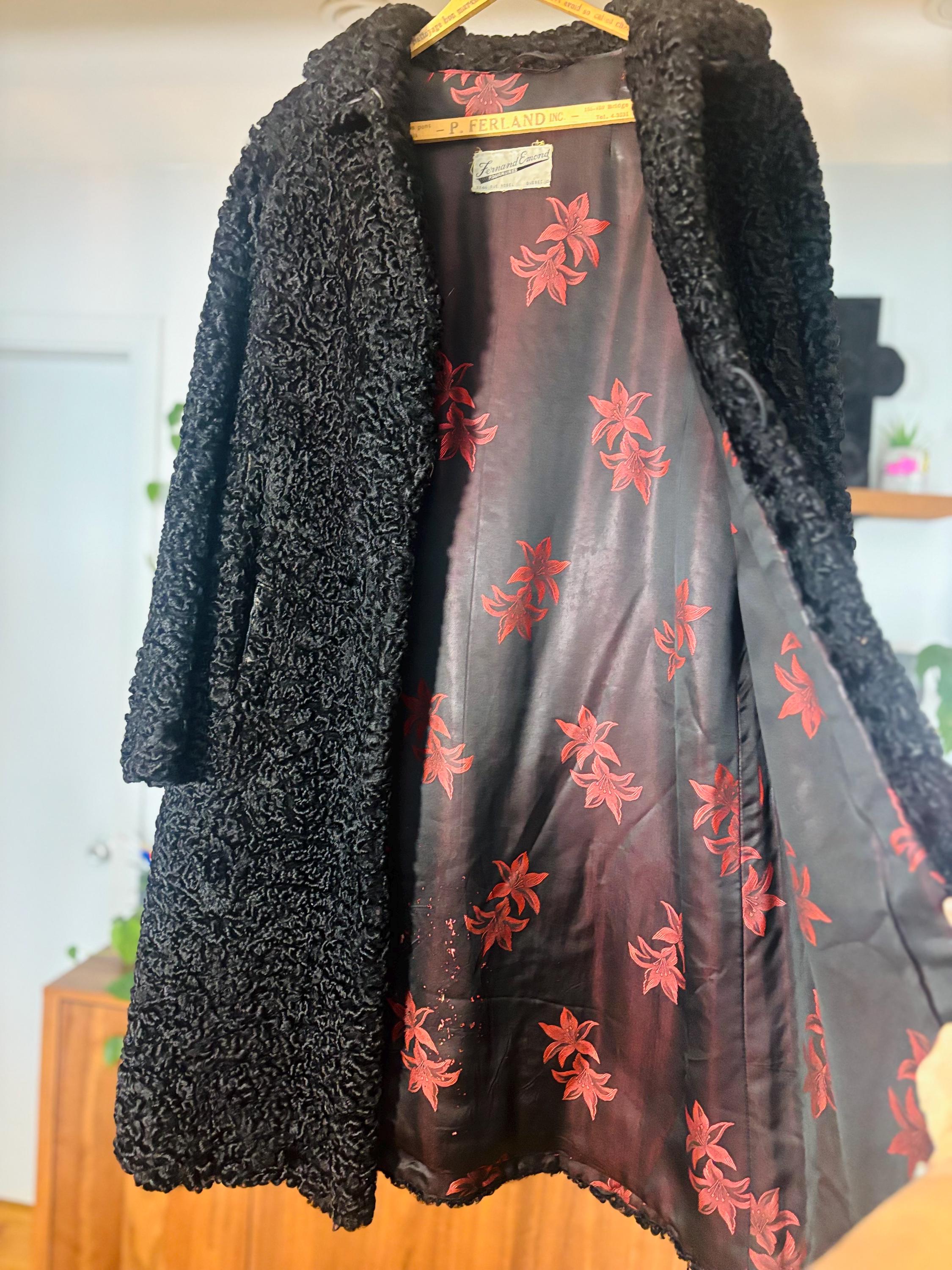 Manteau Vintage En Astrakan Noir Femme - Taille L/XL, Doublure Acétate, Occasion TB état