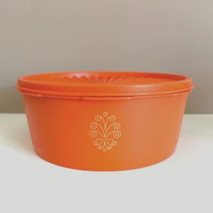 Vintage Tupperware Orange Bowl with Seal – 8.5” Servalier Lid Container, Mid-Century Plastic Storage
