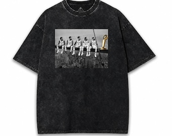 New York Basketball Meister Mineral Wash T-Shirt: Brunson, Hart, Anunoby, Bridges, Towns