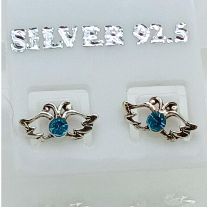 Pendientes vintage de plata de ley con cristales azules y alas de ángel, joyería etérea. imagen 15