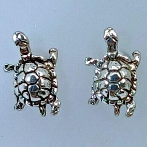 Vintage 1990s Sterling Silver 925 Sea Turtle Stud Earrings Ocean Jewelry - New