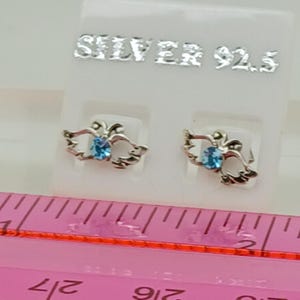 Pendientes vintage de plata de ley con cristales azules y alas de ángel, joyería etérea. imagen 7
