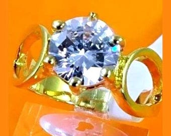 Vintage Gold Tone 3.25ct Round CZ Solitaire Statement Ring Size 9 NOS