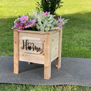 Cedar planter box, welcome front door decor, housewarming gift, garden planter, outdoor patio decor, laser engraved, rustic outdoor garden.
