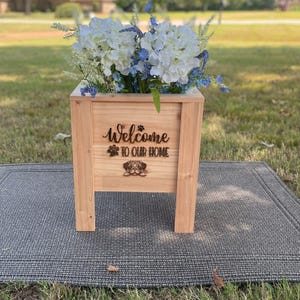 Engraved cedar planter box, welcome front door decor, housewarming gift, outdoor garden planter, personalized patio decor, rustic raised bed