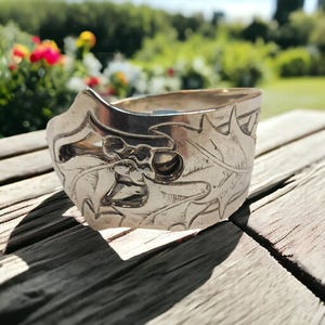 Vintage Sterling Silver Wallace Holly Spoon Ring – Upcycled Jewellery, Unique Handmade Spoon Jewelry Gift
