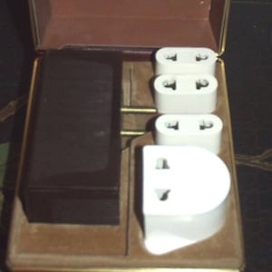 Adaptateur de voyage 220 V à 110 V Franzus, double convertisseur d'alimentation étrangère 1650 B80