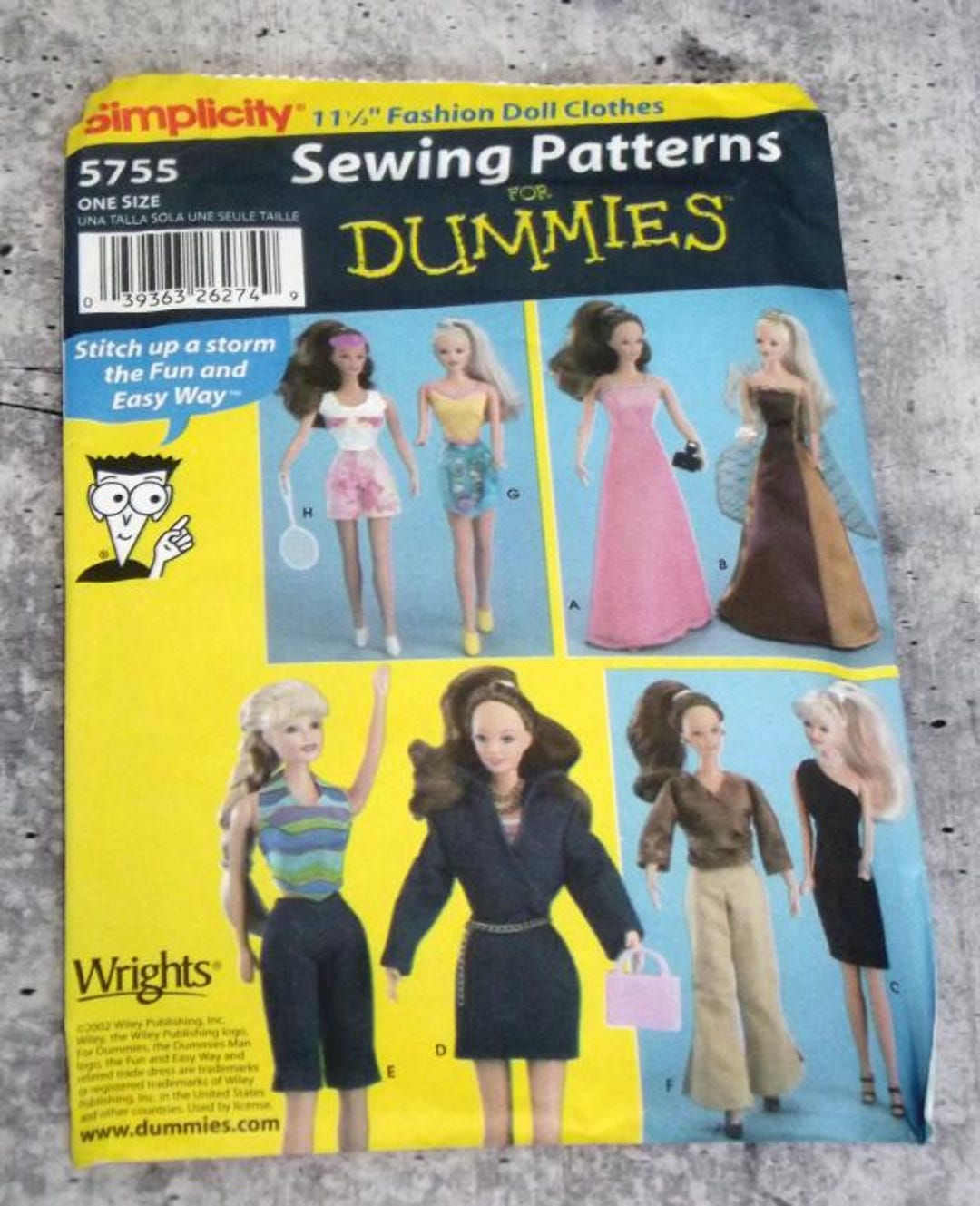 Simplicity 5755 11 1/2