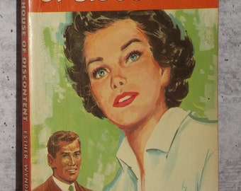 1975 Harlequin Romance The House of Discontent Esther Wyndham B103