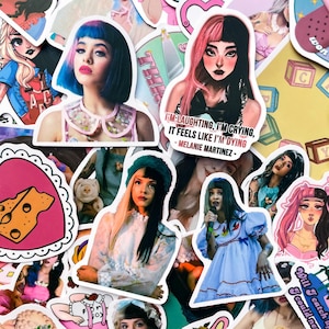 50 zufällige Melanie-Martinez Aufkleber, Cry Baby Ästhetische Aufkleber, wasserdichte Cartoon-Sängerin-Aufkleber für Journal, Sammelalbum, Wasserflasche