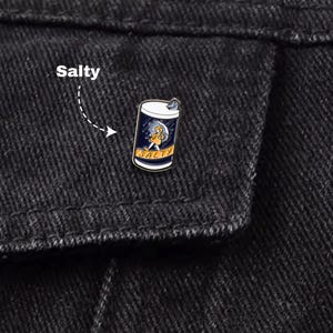 Pines de esmalte de chica salada: divertidos pines de latas de bebida para bolsos, pines de memes para mochilas, pines bonitos para regalar a amigos, pines e insignias, pin de esmalte humorístico.