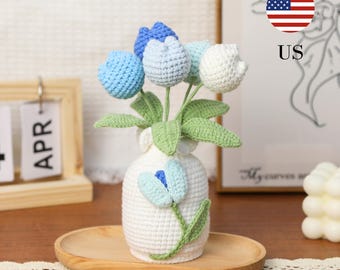 Soft Pink Crochet Tulip in Pot – Gentle Handmade Flower Gift – Personalized Decor for Teacher or Friend – Delicate Knitted Tulip Arrangement
