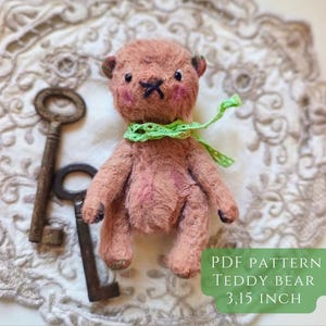 Pattern of a small teddy bear