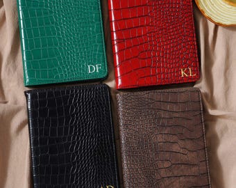 Crocodile-Print Personalized Kindle Case | Monogrammed Leather Cover for Paperwhite/Kindle | 4 Colors (Green/Red/Black/Brown)Custom Initials