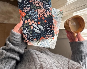Floral Embroidered Kindle Sleeve, Padded Book Cover, Aesthetic Fabric Case for Paperwhite, Gift for Readers & Book Lovers