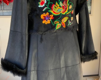 showdiva Dramatic Asymmetrical Toscana Goat Shearling Leather Coat with Embroidered Appliqué