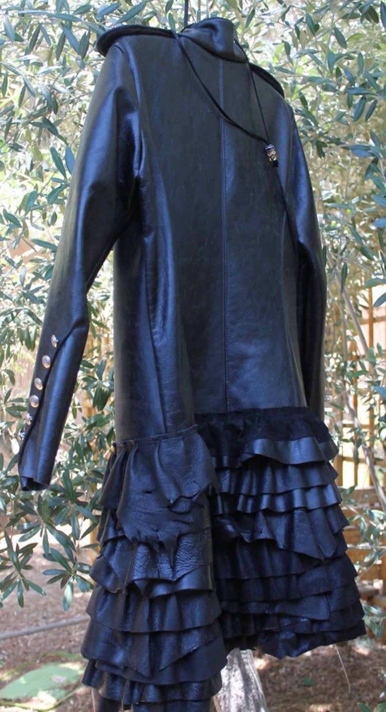 showdiva designs Distressed Black Leather Military Inspired Coat Asymmetrical Ruffles Shearling Detach Collar image 5