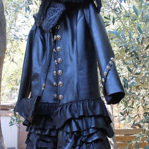 showdiva designs Distressed Black Leather Military Inspired Coat Asymmetrical Ruffles Shearling Detach Collar image 1