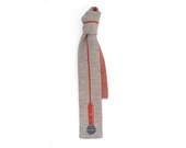 LA LA SCARF (Oatmeal and Red)