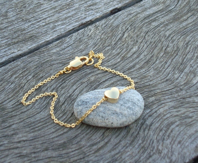 Gold Heart Charm Bracelet Dainty Gold Bracelet Etsy