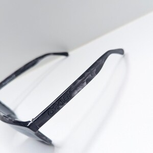 Oakley Frogskins LX 2043-08 Polarized Gray Lens Gray Tortoise Fade Sunglasses image 7