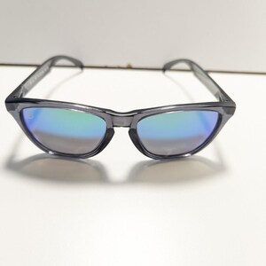 Blenders LUCKY FOLIE Smoke Grey Sunglasses Plastic Square Frames Classic Style image 2