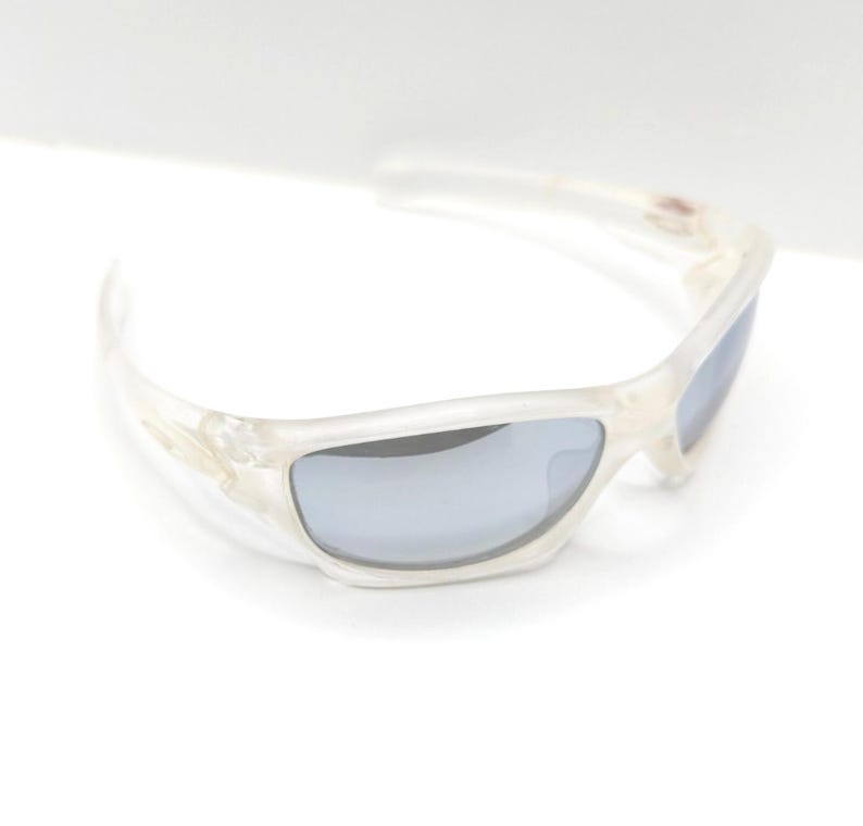 Oakley Pit Bull Grau polarisierte Linse Weiß Wrap Frame Sport Herren Sonnenbrille Bild 2