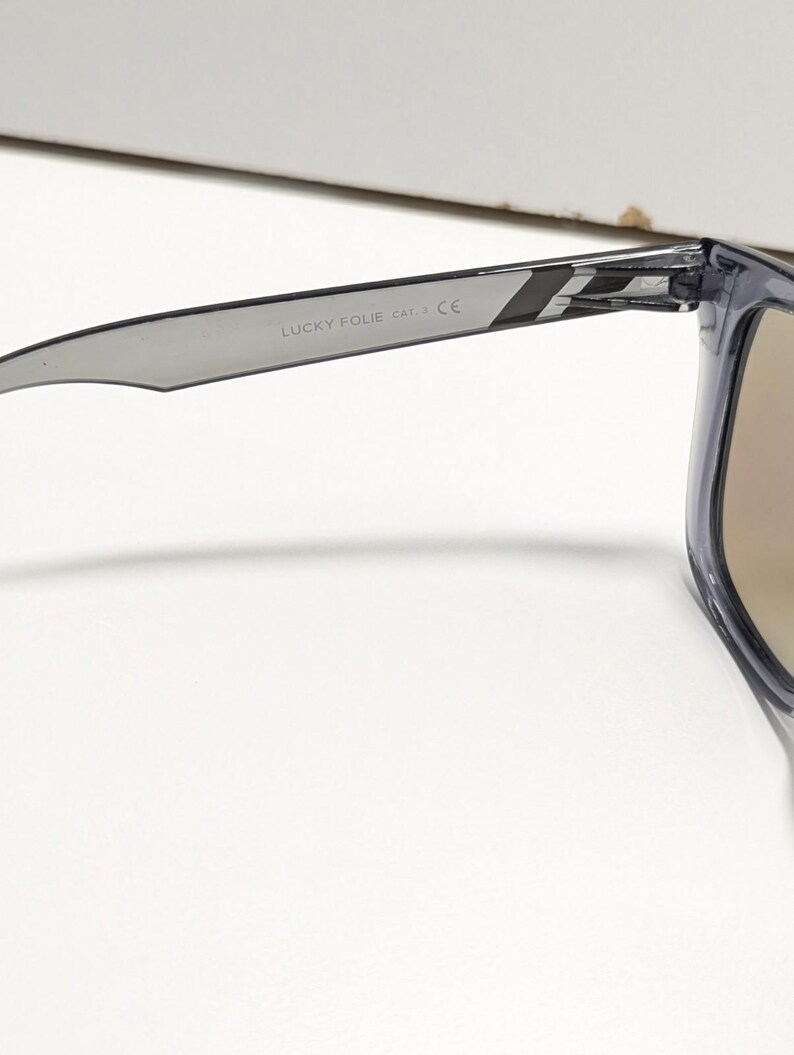 Blenders LUCKY FOLIE Rookgrijze zonnebril Kunststof vierkant montuur Klassieke stijl afbeelding 7