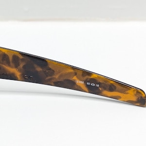 Gafas de sol Oakley Gascan 12-855 color marrón carey estilo Y2K para hombre. imagen 8