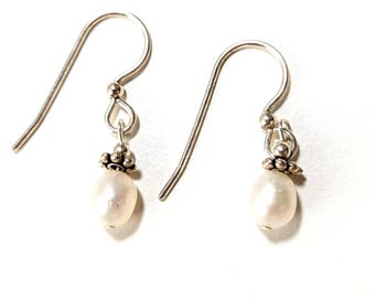 Sterlingzilveren witte hangoorbellen parelkleurige 925 sieraden 1,3 g 25 mm