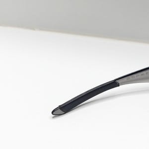 Gafas de sol Oakley Straight Jacket 04-327 para hombre, color gris humo y negro iridio. imagen 13