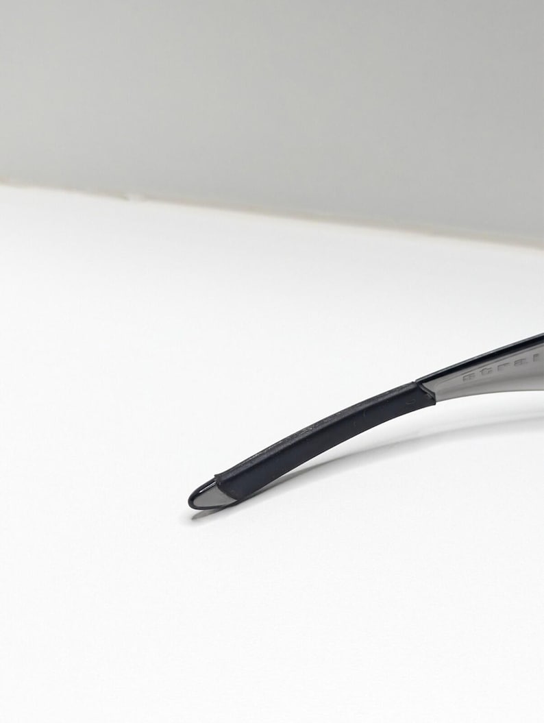 Gafas de sol Oakley Straight Jacket 04-327 para hombre, color gris humo y negro iridio. imagen 13