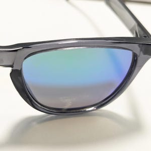 Blenders LUCKY FOLIE Rookgrijze zonnebril Kunststof vierkant montuur Klassieke stijl afbeelding 4