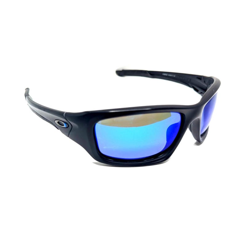 Oakley Valve 9236-28 Black Thin Blue Line Police Wrap Men’s Sunglasses 60-16-133 image 1