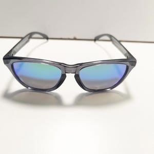 Blenders LUCKY FOLIE Rookgrijze zonnebril Kunststof vierkant montuur Klassieke stijl afbeelding 2