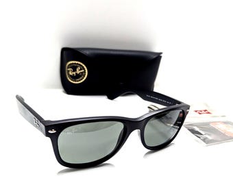 Ray-Ban RB2132 New Wayfarer 622/58 55-18-145 3P Black Frame Green Sunglasses