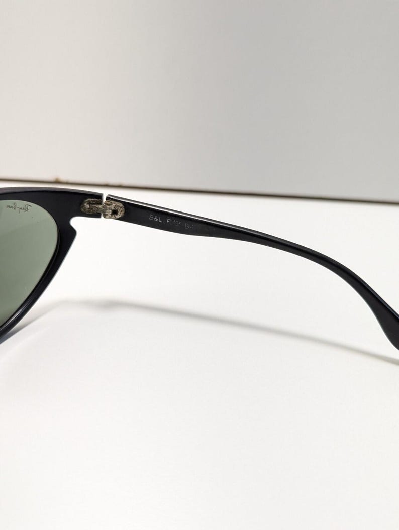 Vintage Ray Ban B&L Black G15 Uv Sport Wrap Sunglasses Eyewear Classic Chic image 12