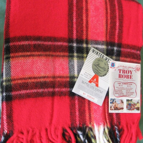 tage Red Plaid Fringed Throw Blanket Unused Tags