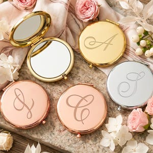 Gepersonaliseerde compacte spiegel cadeau bruidsmeisje, op maat gegraveerde gouden zakspiegel, cadeaus bruidsmeisje voorstel, gunsten bruiloft