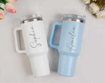 Anpassad namnmugg med handtag och sugrör, personlig 40 oz dricksglas, tjejresedricksglas, rostfritt ståldricksglas, sportvattenflaska som passar i bilen