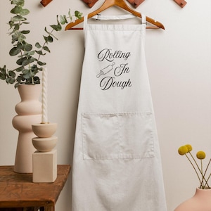 Rolling in Dough ,Funny Baking Apron for Women, Chef Gift, Cotton Twill  apron with Pockets, Kitchen Humor, Bread Making Gift, baking