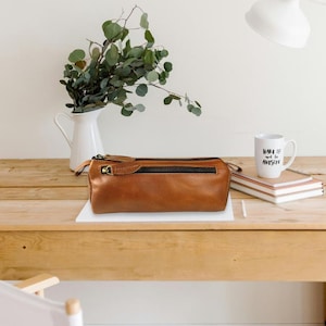 Leather Pencil Pouch – Handmade Minimalist Pen Case and Stationery Organizer | Perfect Gift for Artists, Writers & Students