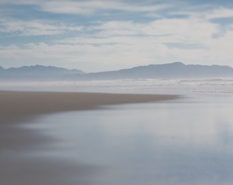 Kust van Oregon ||| Gedempte minimalistische strandkunst | Oceaanfotografie | Rustgevende Kantoormuur kunst
