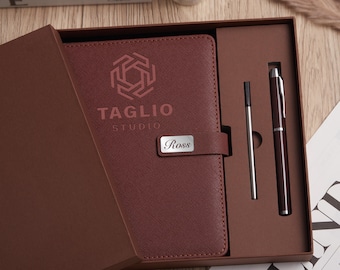 Cuaderno de cuero grabado personalizado con bolígrafo, diario empresarial con logotipo personalizado, regalos corporativos e incentivos para empleados.