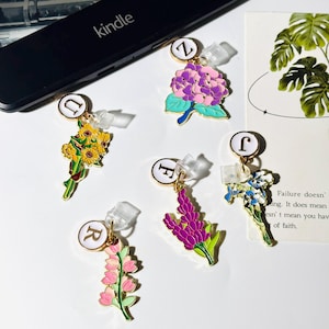 Custom Flower Kindle Charm, Phone Charm, Dust Plug Charm, E-Reader Accessory, Gift for Bookish