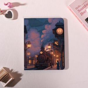 Étui pour iPad avec motif tour de l'horloge de gare et fonction de réveil automatique, compatible avec iPad Pro 2025 13" et 11", iPad Air 7/6/5e génération, iPad Mini 7/8/9e génération (8,3" et 7,9"), personnalisable.