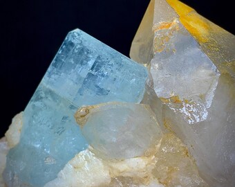 天然ブルーエッチングアクアマリンクリスタル | スカルドゥ産