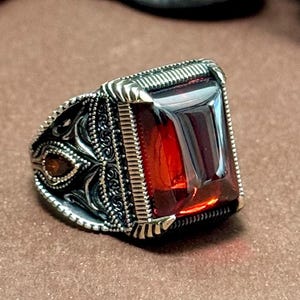 Handmade 925 Sterling Silver Men&#39;s Ring with Red Agate Stone – Vintage Engraved Statement Ring, Minimalist Boho Jewelry, Unique Gift for Him