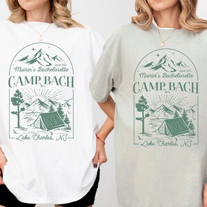 Personalisiertes Camp Bachelorette T-Shirt, Benutzerdefinierte Lage Brautparty-Shirt, Wandern Berg Braut Shirts, Brautjungfer Party, Mädchen Reise T-Shirt