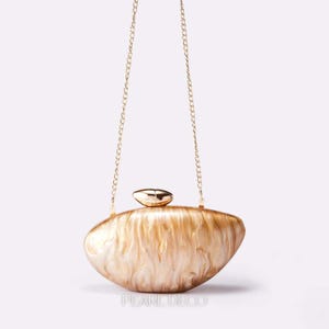 Cult gaia pearl clutch - Etsy 日本